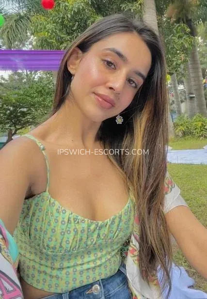 Ipswich escorts Chloe — 3