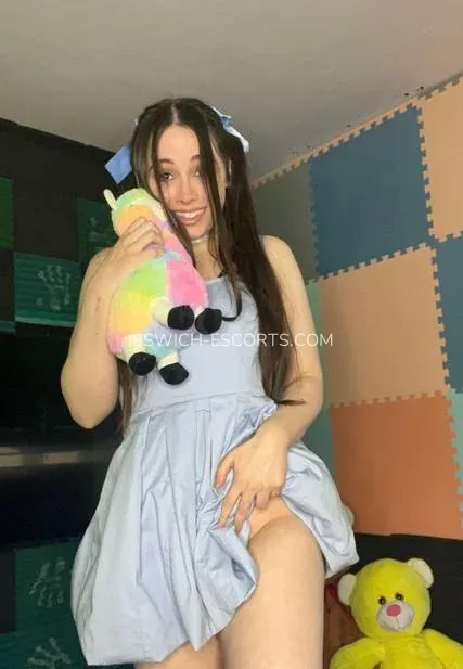 Ipswich escorts Lavinia — 3