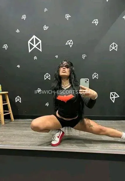 Ipswich escorts Lucy — 1