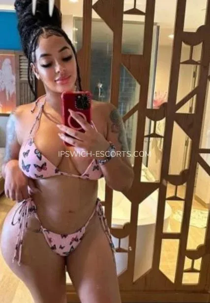 Ipswich escorts Camilla — 4
