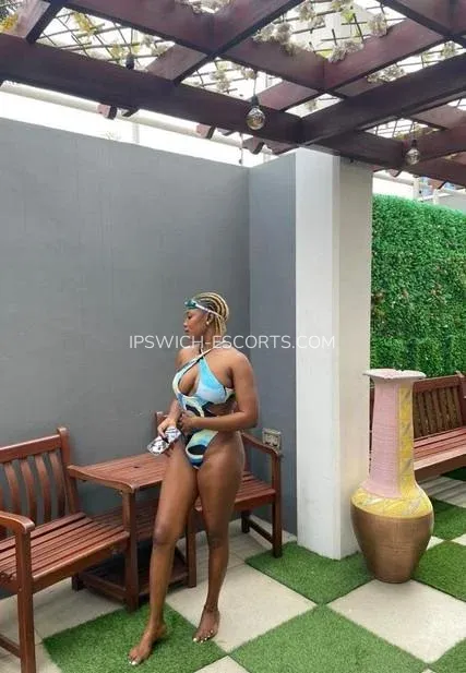 Ipswich escorts Gun — 1