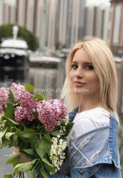Ipswich escorts Amanda — 6