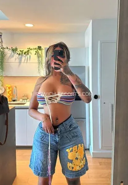 Ipswich escorts Elin — 8