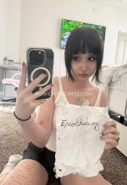 Ipswich escorts Louise — 2