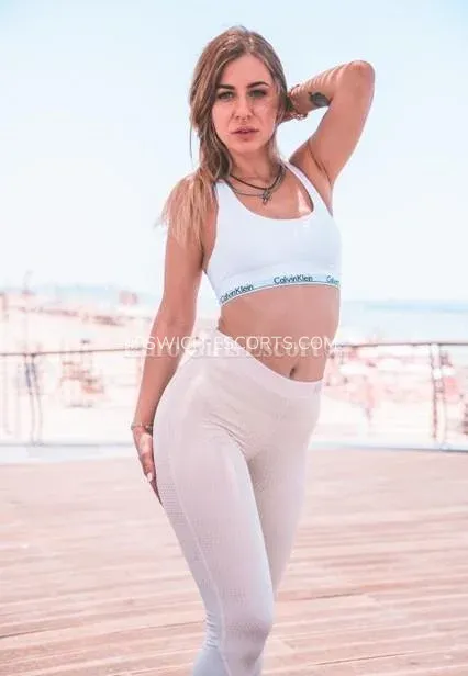 Ipswich escorts Cheyenne — 1