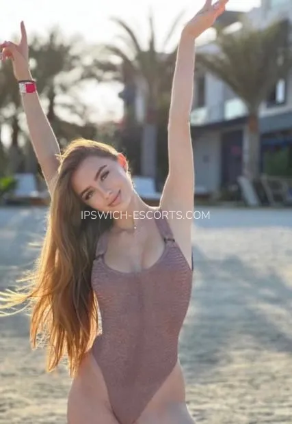 Ipswich escorts elin
