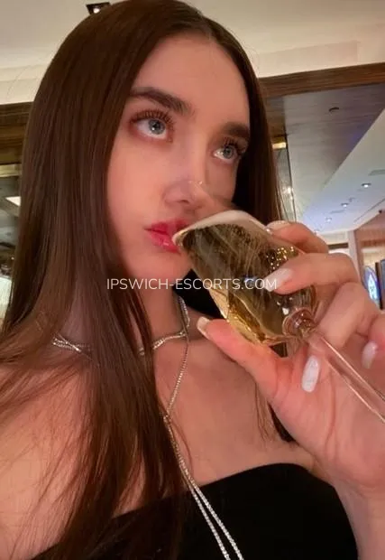 Ipswich escorts Cadence — 2