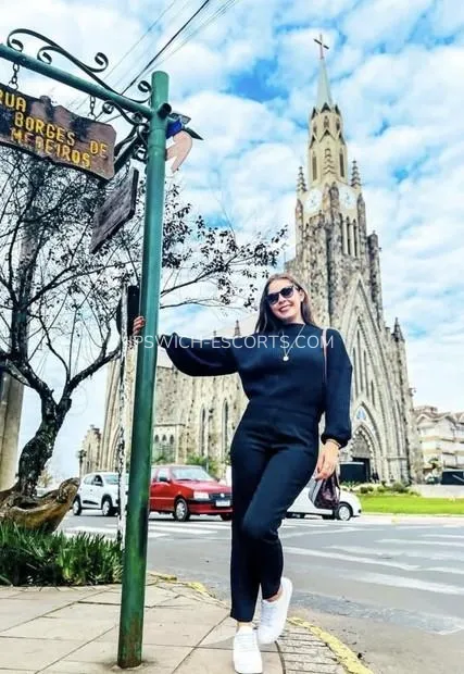 Ipswich escorts Amber — 2